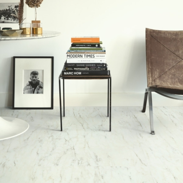 Виниловая плитка Quick-Step Blush Luna marble white SGTC20305